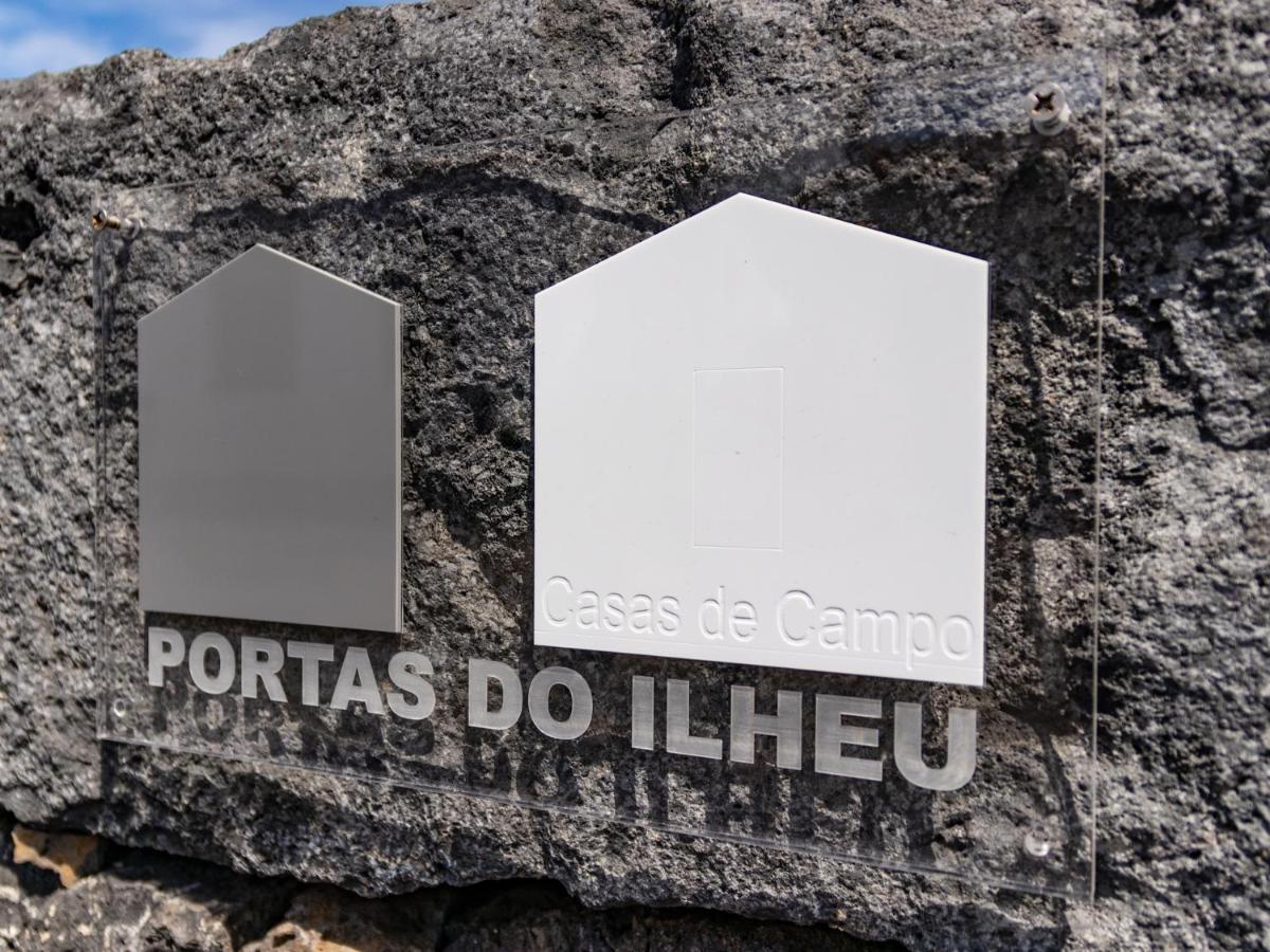 Portas Do Ilheu * Praia da Graciosa